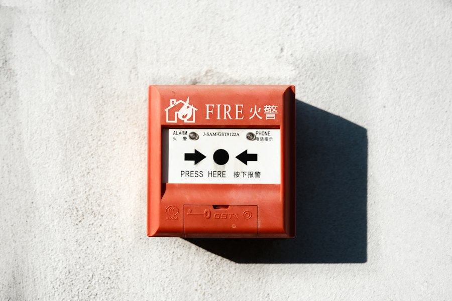 Fire alarm manual call point