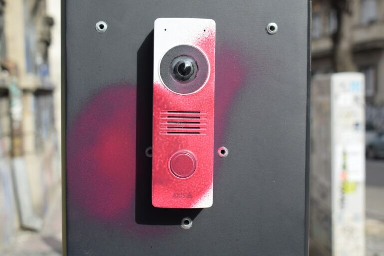 Video door intercom