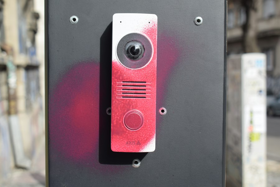 Video door intercom